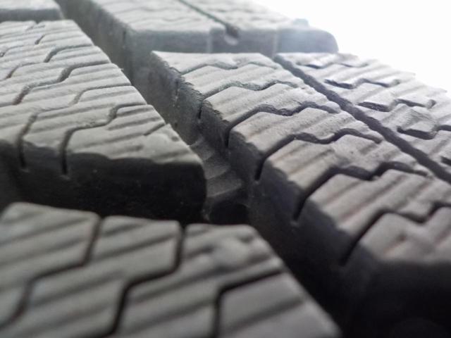 DUNLOP
VIOLENTO
+
DUNLOP
WINTERMAXX
WM02