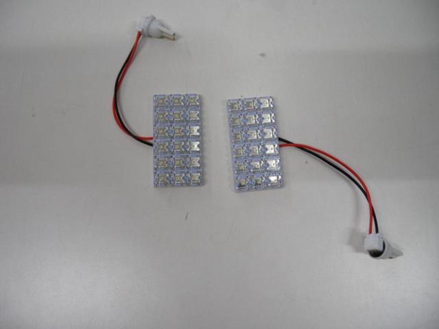 メーカー不明 LEDルームランプセット 80系ノア/ヴォクシー専用設