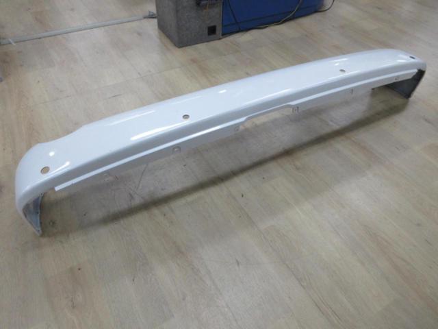 【トヨタ純正】 ハイエース純正リアバンパー
