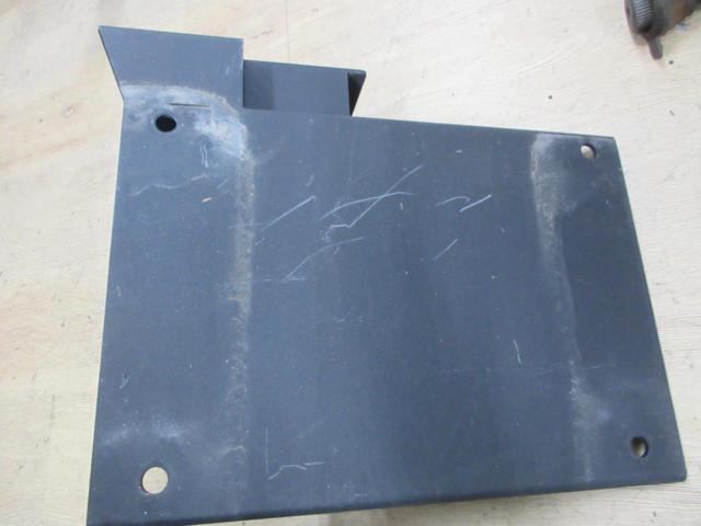 メーカー不明 ジムニー スペアタイヤ移設ブラケット