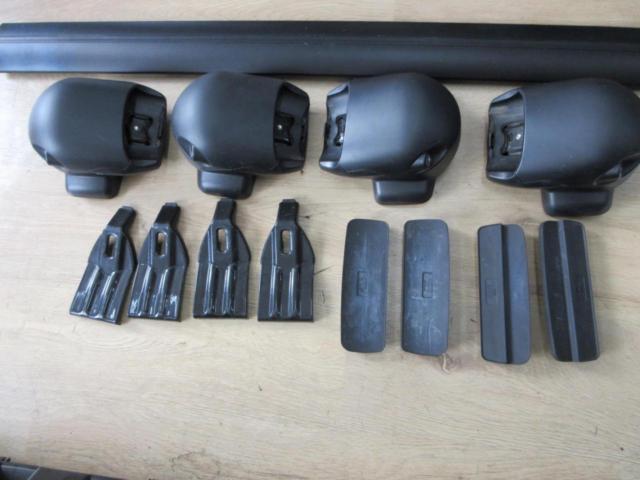 【INNO】C-HR ベースキャリアセット