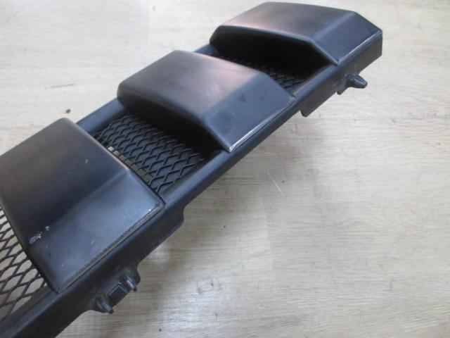 Genuine Suzuki parts
Jimny
Genuine front grille