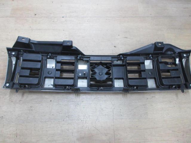 Genuine Suzuki parts
Jimny
Genuine front grille