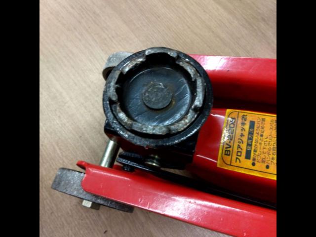 BELVICBB-220B
2t
Floor jack (Z04182)