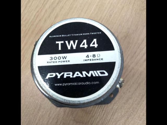 PYRAMID TW44 高耐久チタンスーパーブレッド ツィーター (Z04186)