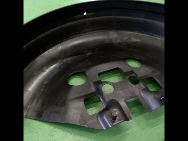 SUZUKI JB64W ジムニー純正 スペアタイヤカバー&ブラケット (Z04204)