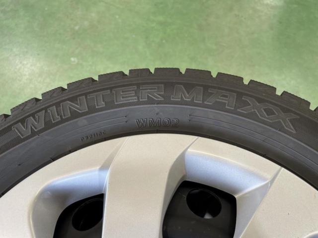 Toyota genuine parts
170 Sienta genuine
Steel
Cap included + DUNLOP WINTERMAXX
WM02
185 / 60R15
2024
Four