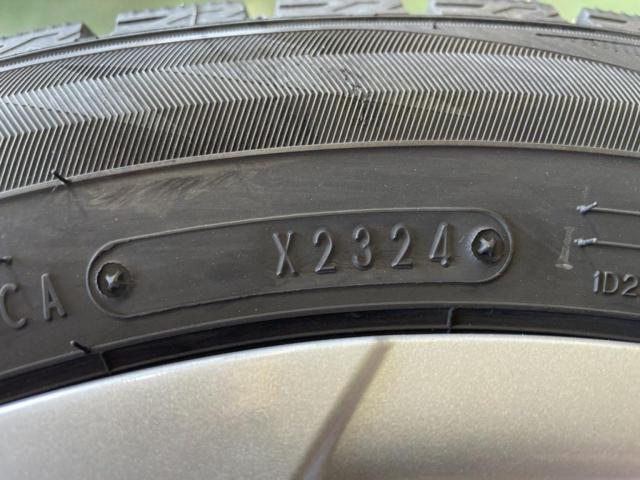 Toyota genuine parts
170 Sienta genuine
Steel
Cap included + DUNLOP WINTERMAXX
WM02
185 / 60R15
2024
Four