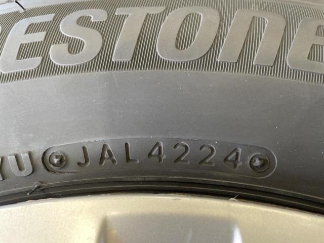 Genuine Suzuki parts
Swift genuine
Steel cap included + BRIDGESTONE VRX3
175 / 65R15
2024
Four