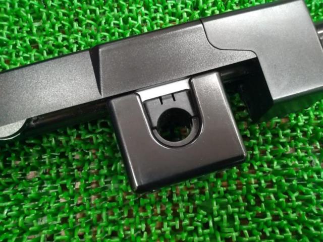 ALPINE
PKH-M1000SV
Headrest monitor