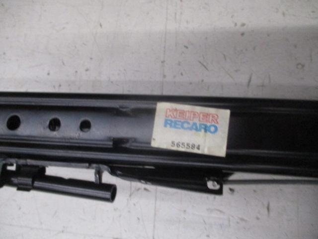 RECARO
Reclining seat rail
Legacy
BL / BP
Driver side