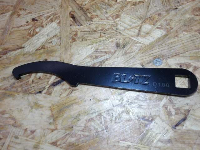 BLITZ
Hook wrench
Rear Adjuster
2 piece set