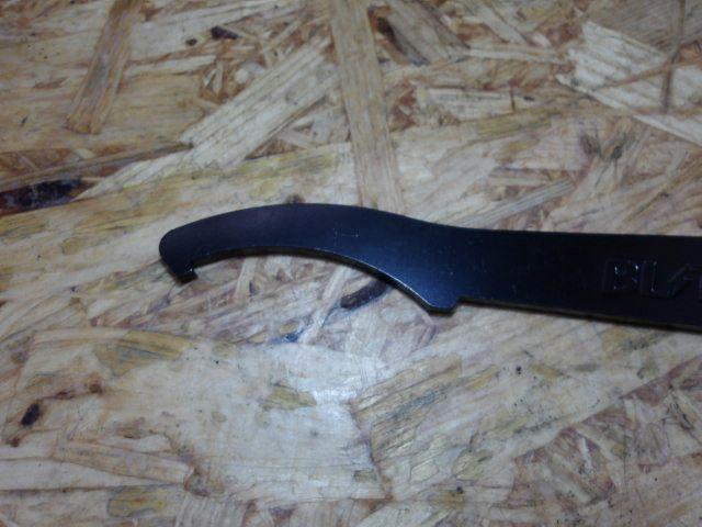 BLITZ
Hook wrench
Rear Adjuster
2 piece set