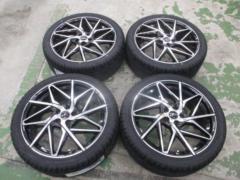 weds (Weds)
LEONIS (Leonis)
IT
+
KENDA (Kenda)
KR 20
225 / 40R18
92H