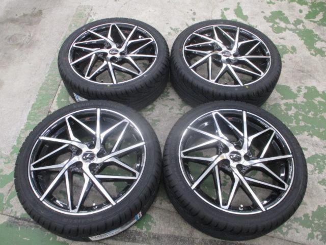 weds (Weds)
LEONIS (Leonis)
IT
+
KENDA (Kenda)
KR 20
225 / 40R18
92H