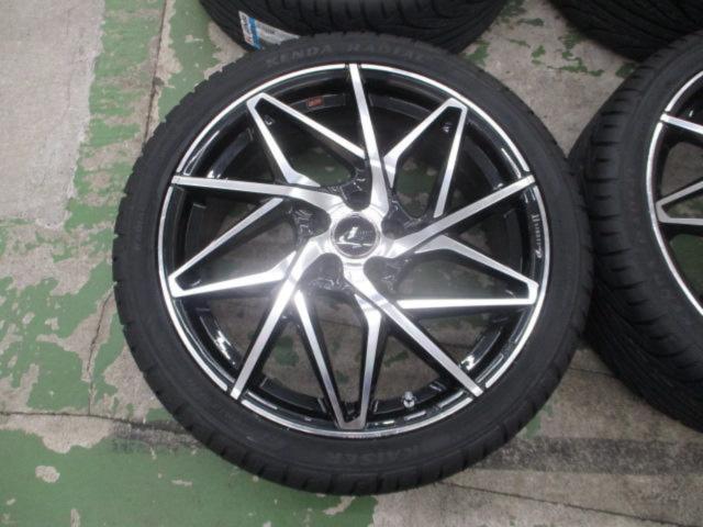 weds (Weds)
LEONIS (Leonis)
IT
+
KENDA (Kenda)
KR 20
225 / 40R18
92H