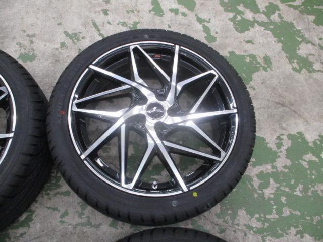 weds (Weds)
LEONIS (Leonis)
IT
+
KENDA (Kenda)
KR 20
225 / 40R18
92H