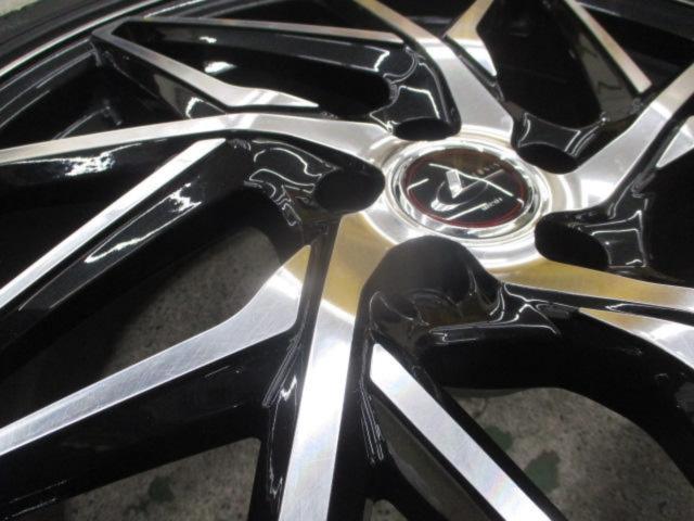 weds (Weds)
LEONIS (Leonis)
IT
+
KENDA (Kenda)
KR 20
225 / 40R18
92H