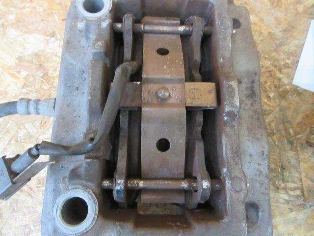 Alfa Romeo
Genuine
Front brake caliper