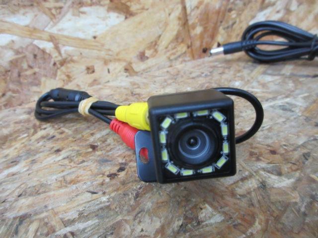 Unknown Manufacturer
4.3-inch rearview monitor with rear camera