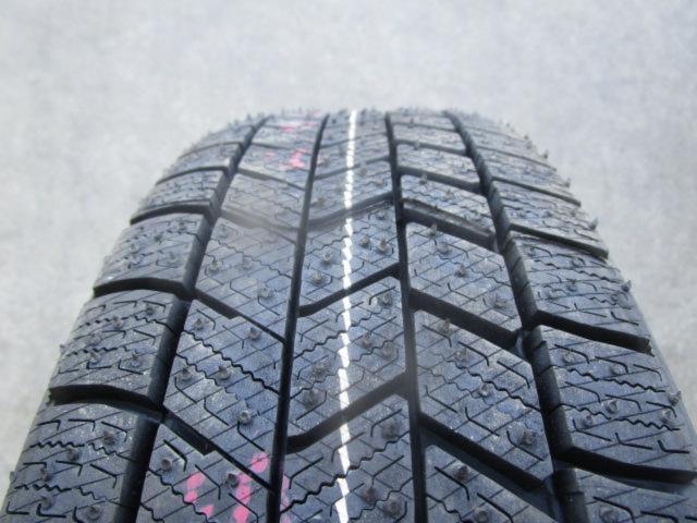 BRIDGESTONE
TOPRUN
M7
+
BRIDGESTONE
BLIZZAK
WZ-1