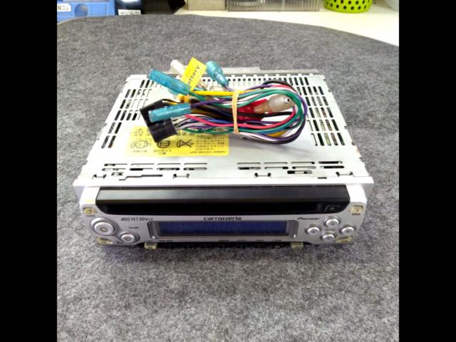 carrozzeria
DEH-033
1DINCD tuner