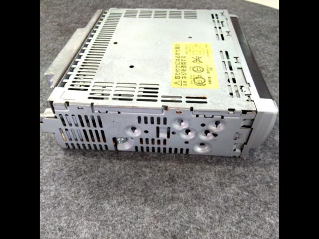 carrozzeria
DEH-033
1DINCD tuner