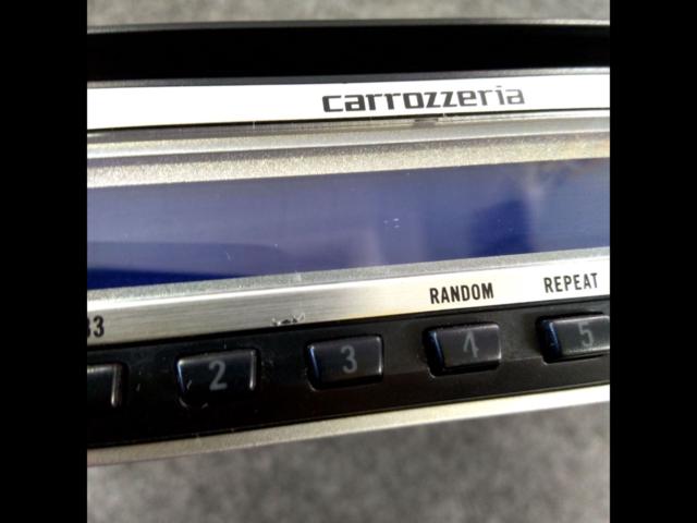 carrozzeria
DEH-033
1DINCD tuner