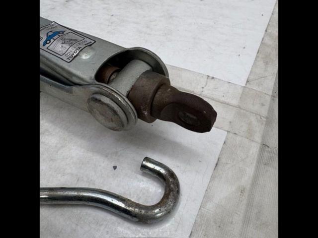 TOYOTA/トヨタ純正 パンタジャッキ