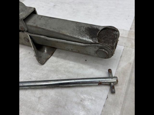 TOYOTA/トヨタ純正 パンタジャッキ