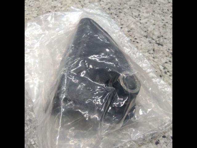 BRIDE
For FO type rails
Seat belt hook
For RH / right
A04NPO