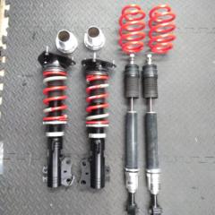 RS-R RS-R
Best  i
Height-adjustable shock absorbers