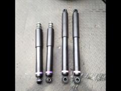 トヨタ 200系 ハイエース純正ショック