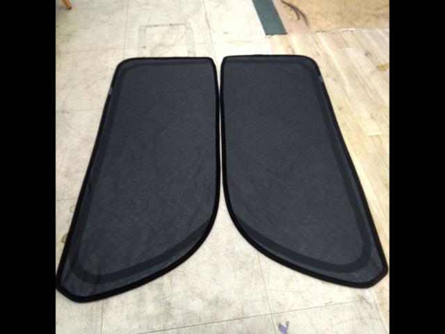 メーカー不明 サンシェード(200系ハイエース 2列目部分のみ)