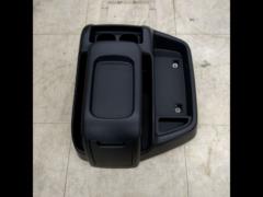 TOYOTA 200系ハイエース ワイド純正センターコンソール(58810-26220)