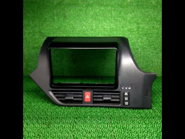 トヨタ 80系ノア・ヴォクシー純正 オーディオパネル(9インチパネル)