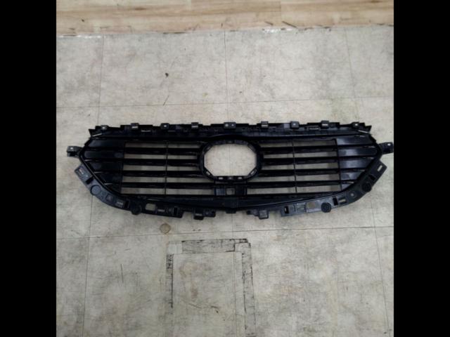 MAZDA genuine
Front grille