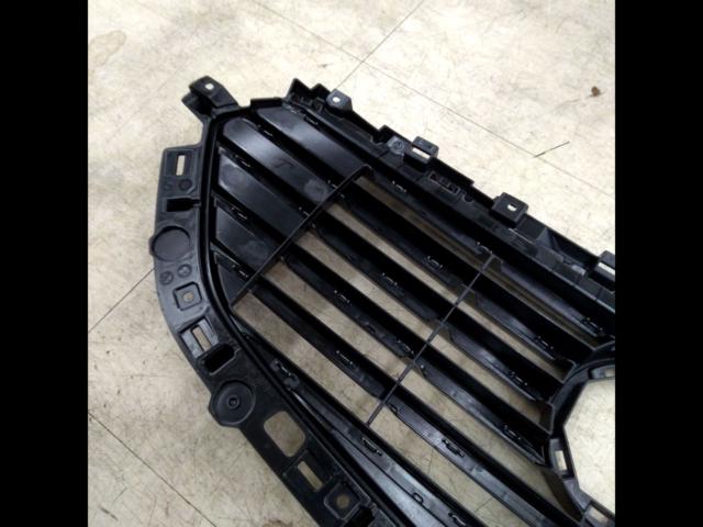 MAZDA genuine
Front grille