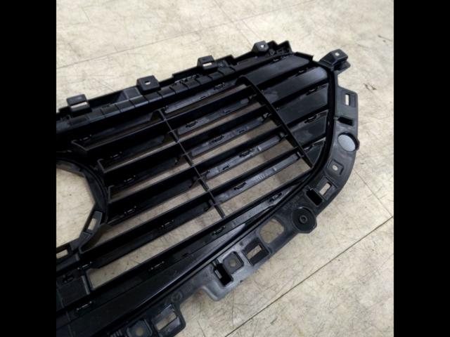 MAZDA genuine
Front grille
