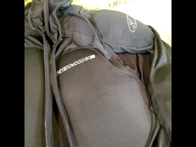 KOMINE
Armored Top Inner Wear