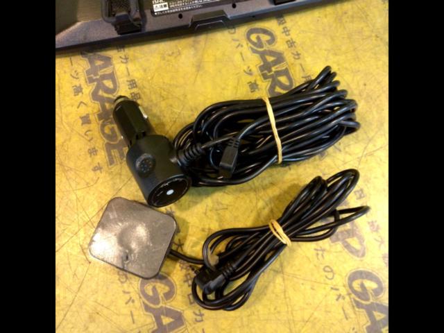 BAL
Front-facing mirror-type dashcam