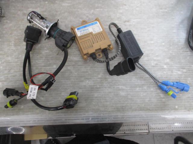 H4
HID kit