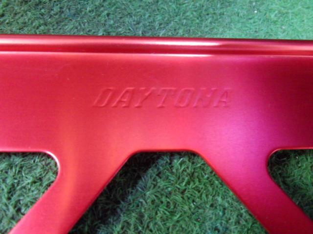 DAYTONA License Plate Holder
Red