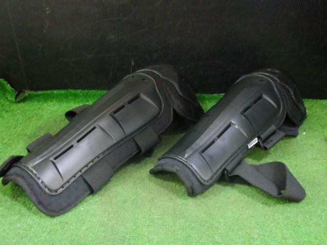seool’s knee
Protector
Size: L