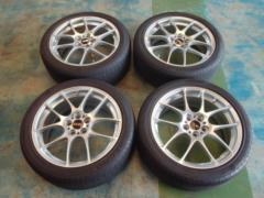BBS (Bee-Bees)
RF507
+
BRIDGESTONE REGNO
GR-X II
215 / 45R17