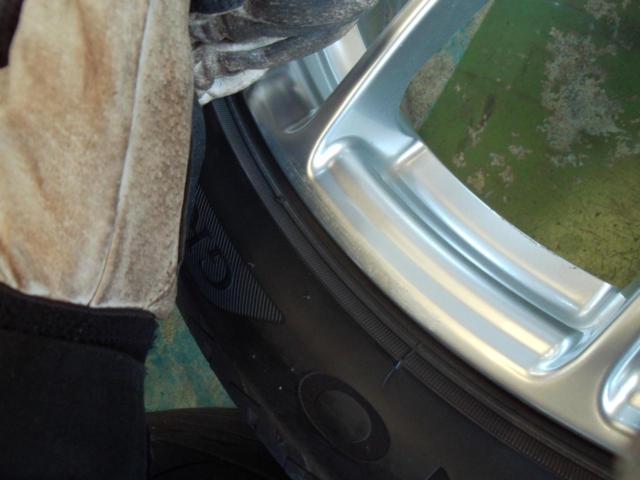 BBS (Bee-Bees)
RF507
+
BRIDGESTONE REGNO
GR-X II
215 / 45R17