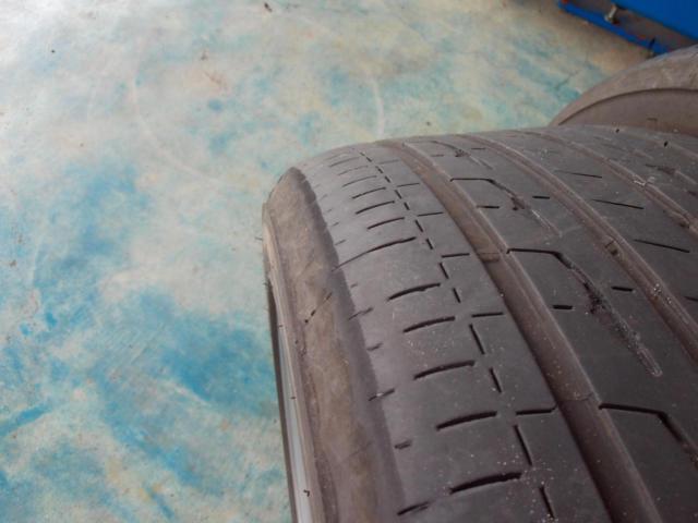 BBS (Bee-Bees)
RF507
+
BRIDGESTONE REGNO
GR-X II
215 / 45R17