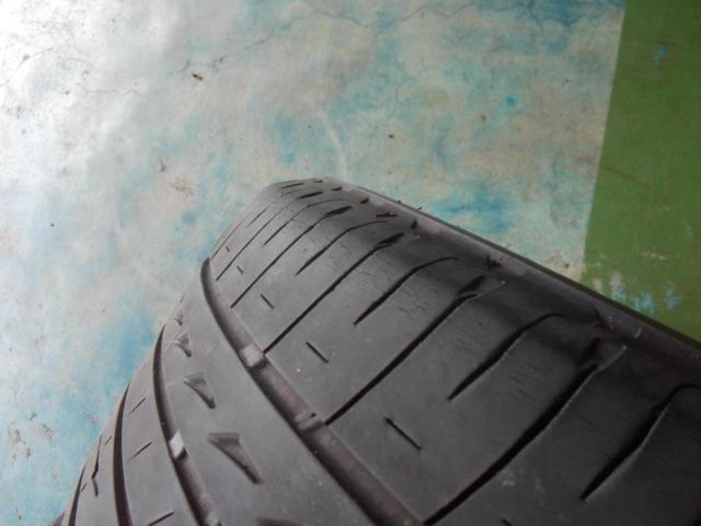 BBS (Bee-Bees)
RF507
+
BRIDGESTONE REGNO
GR-X II
215 / 45R17