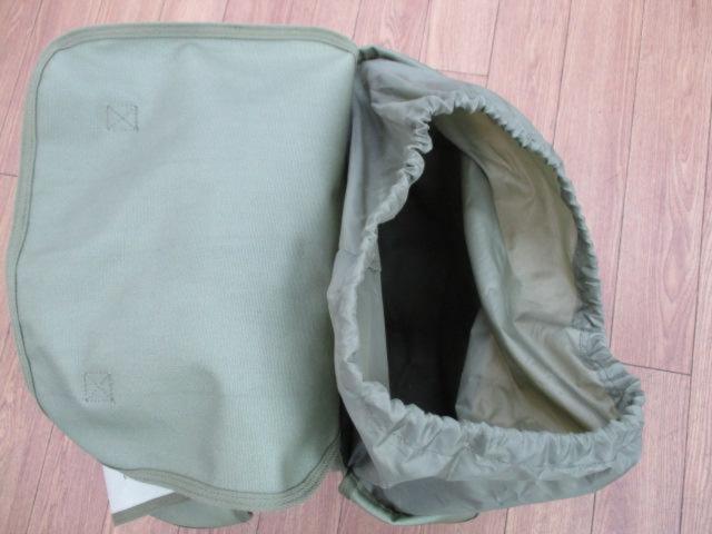 [Capacity unknown] Maker unknown
Side bag