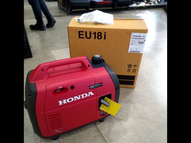 ☆未使用品!【ホンダ】正弦波 インバーター発電機[EU18i]